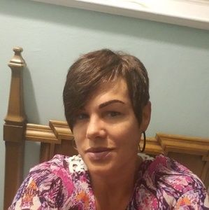 Meet your Posher, Lourdes